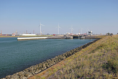 BUITEN BEELD Foto: 451411
